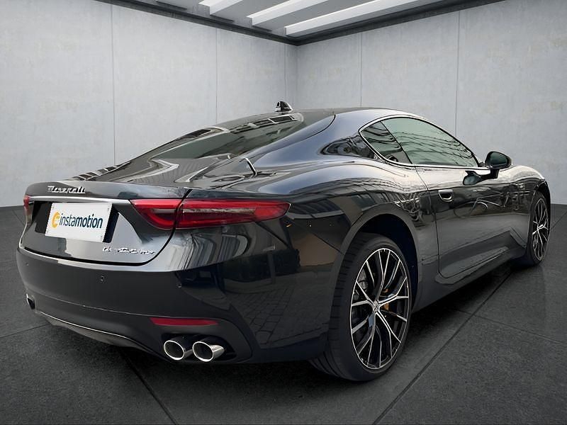 Neu Maserati Granturismo 489 PS (359 kW) 2026 Schwarz Coupé
