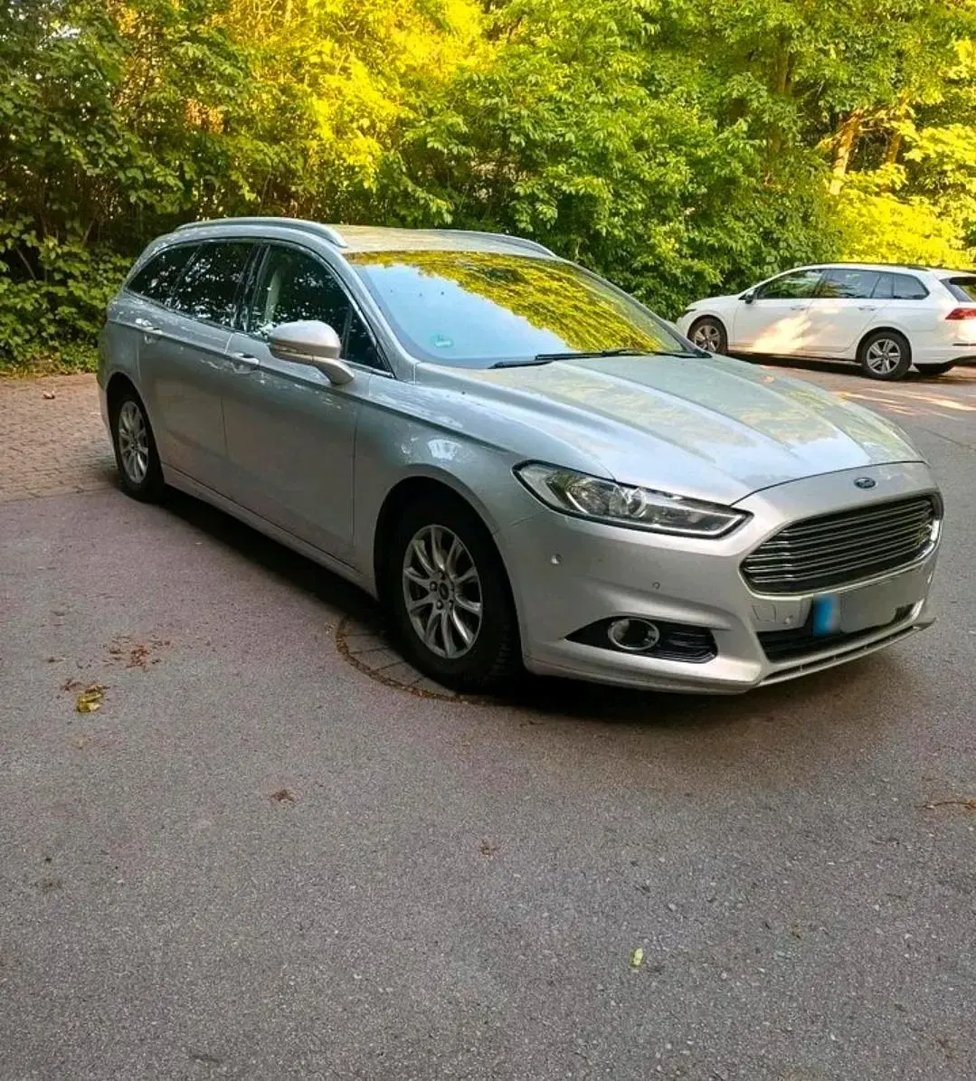 Gebraucht Ford Mondeo 150 PS (110 kW) 2015 Silber Kombi