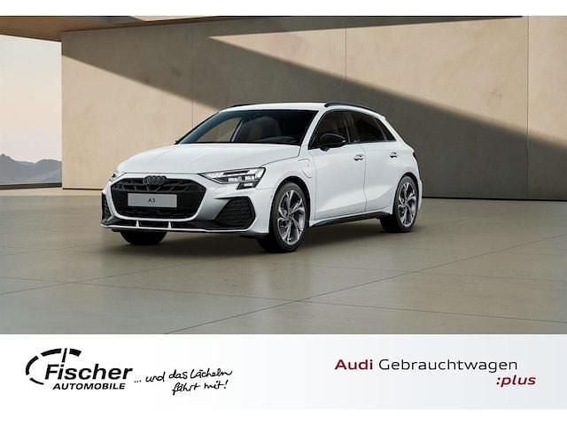 Gletscherweiß metallic Gebraucht 2025 Audi A3 Sportback e-tron S-Line Kleinwagen | 43.380 € - Bild 1/4