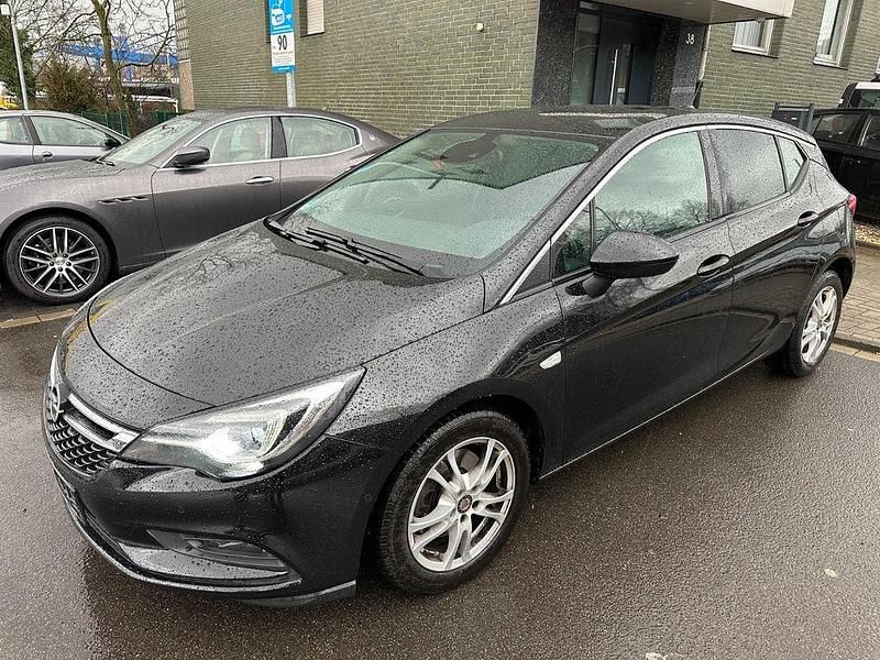 Gebraucht Opel Astra 136 PS (100 kW) 2019 Schwarz Limousine