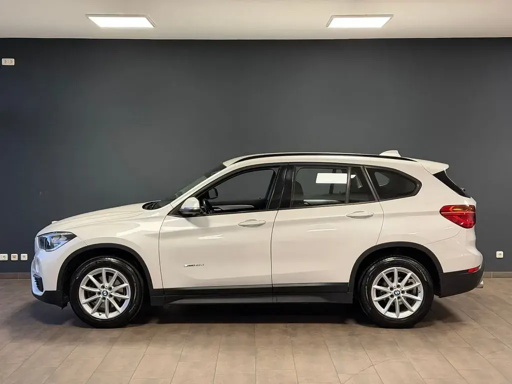 Używany BMW X1 Advantage 150 KM (110 kW) 2017 Biały SUV