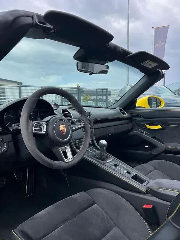 Gebraucht Porsche 718 Spyder 420 PS (308 kW) 2020 Gelb Cabrio