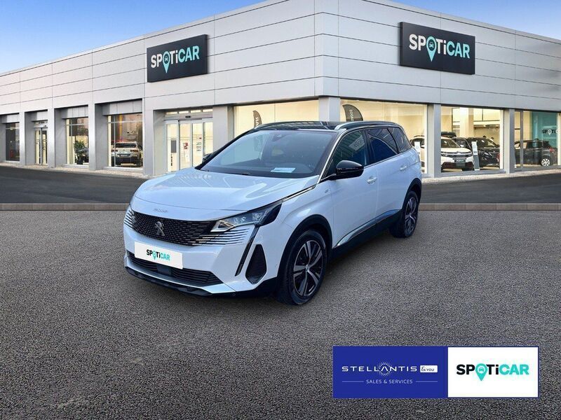Weiß perlmuttweiß Gebraucht 2022 Peugeot 5008 GT Van / Kleinbus | 37.885 € (Teuer) - Bild 1/4