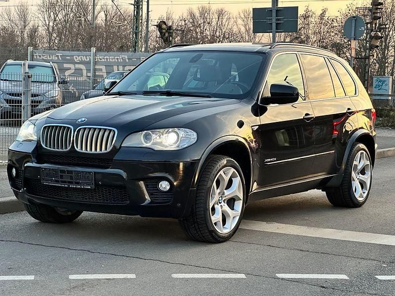 Schwarz (metallic) Gebraucht 2013 BMW X5 Exclusive SUV | 14.800 € (Teuer) - Bild 1/4