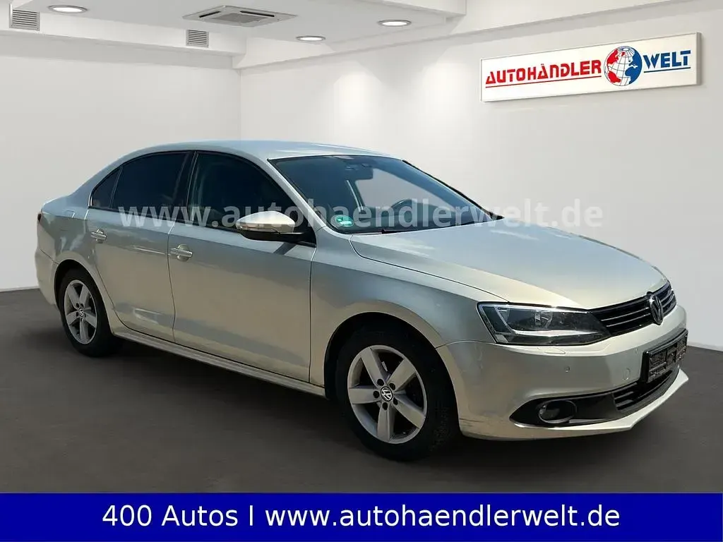 Gebraucht VW Jetta Comfortline 105 PS (77 kW) 2011 Silber Limousine