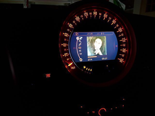 Gebraucht Mini Cooper Cabriolet Chili 166 PS (122 kW) 2011 Rot metallic Cabrio