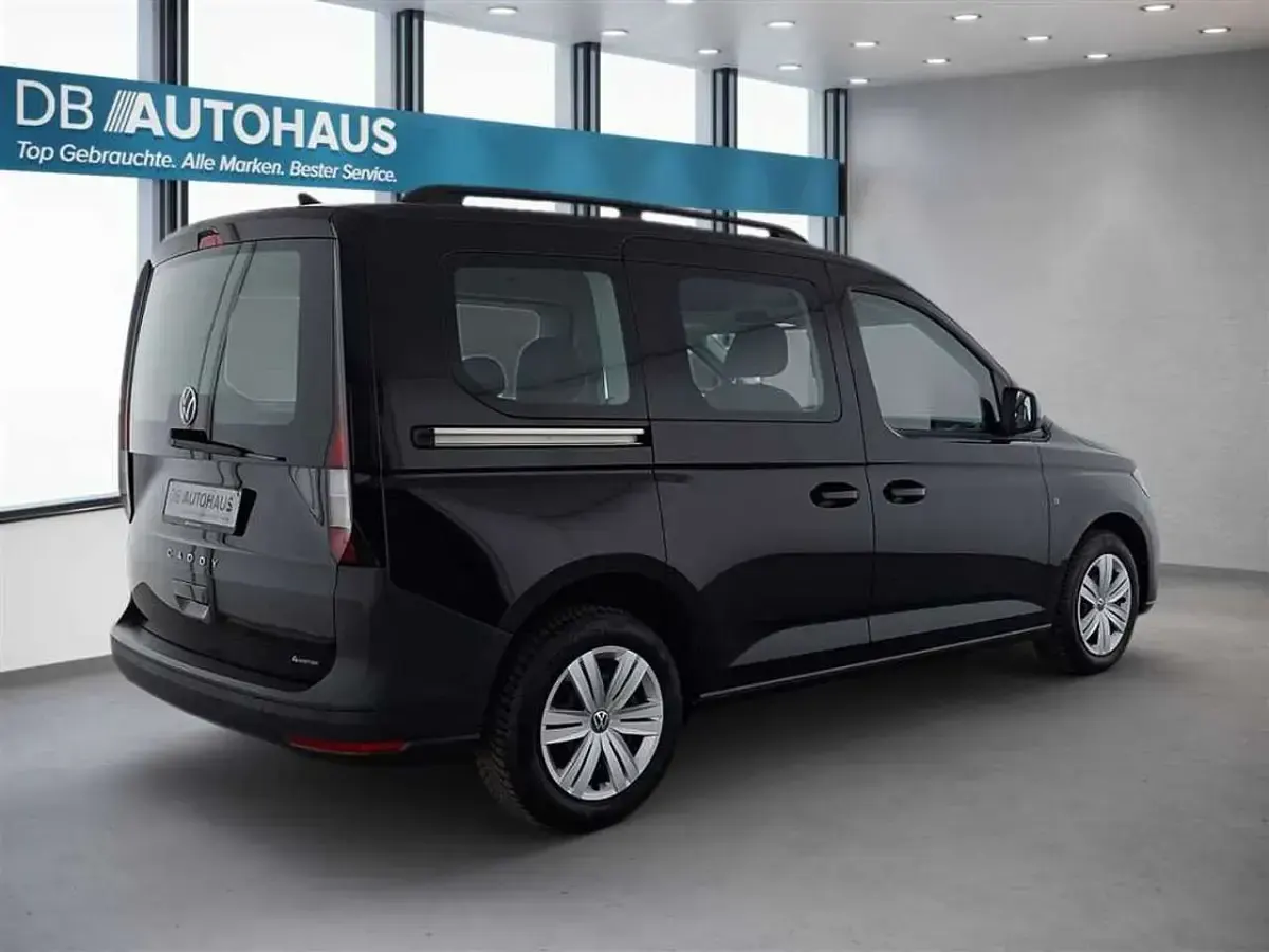 Gebraucht VW Caddy 122 PS (89 kW) 2022 Schwarz Van / Kleinbus