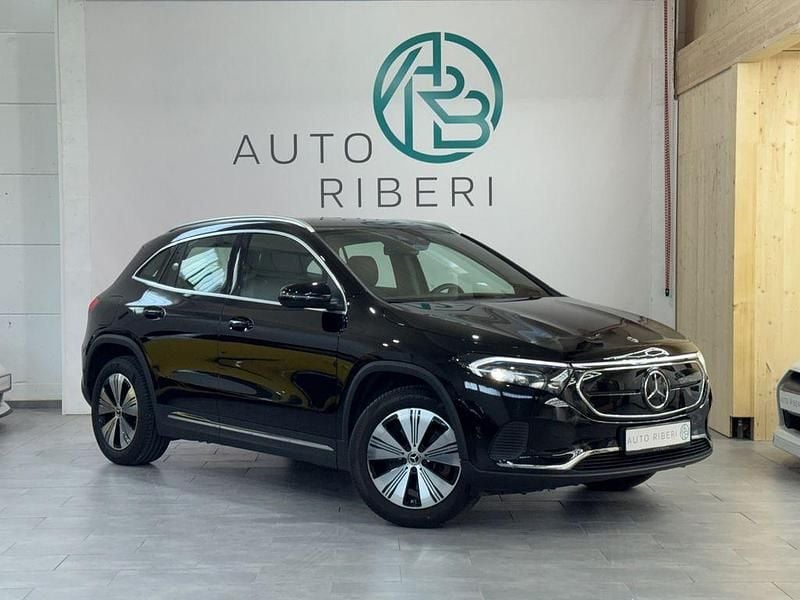 Gebraucht Mercedes EQA250 139 kW (190 PS) 2023 Schwarz SUV
