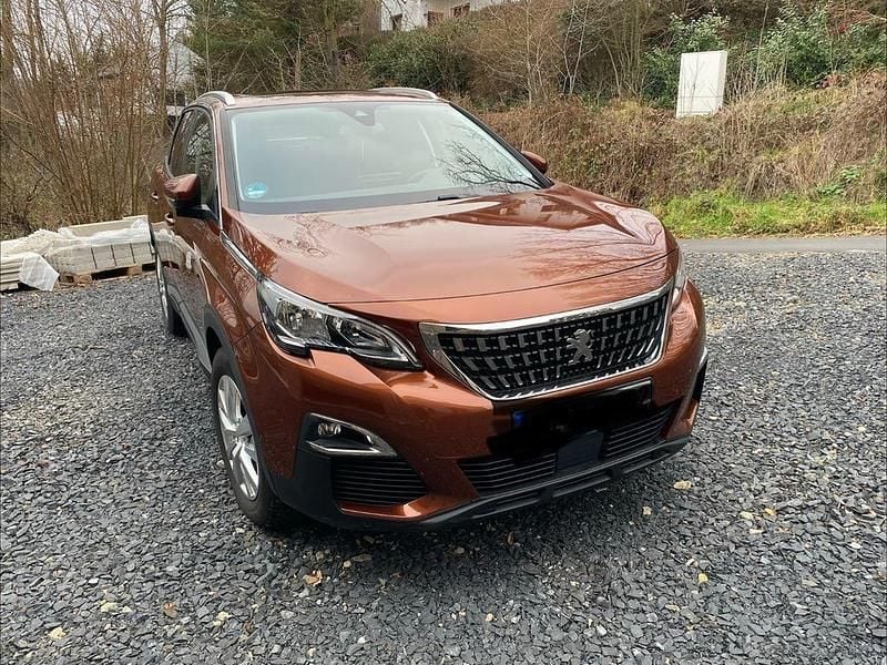 Braun Gebraucht 2017 Peugeot 3008 Allure SUV | 10.500 € (Superpreis) - Bild 1/4