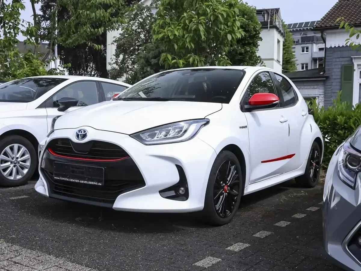 Gebraucht Toyota Yaris Club 116 PS (85 kW) 2020 Kleinwagen