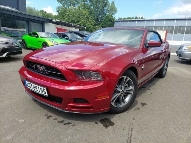 Rot metallic Gebraucht 2013 Ford Mustang Cabrio | 21.195 € (Fairer Preis) - Bild 1/4