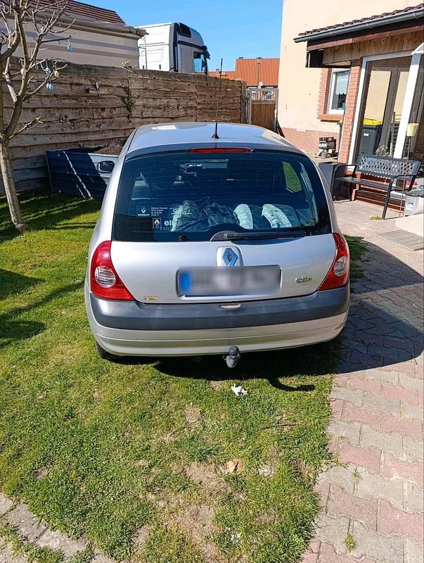 Gebraucht Renault Clio II 2005 Silber Kleinwagen