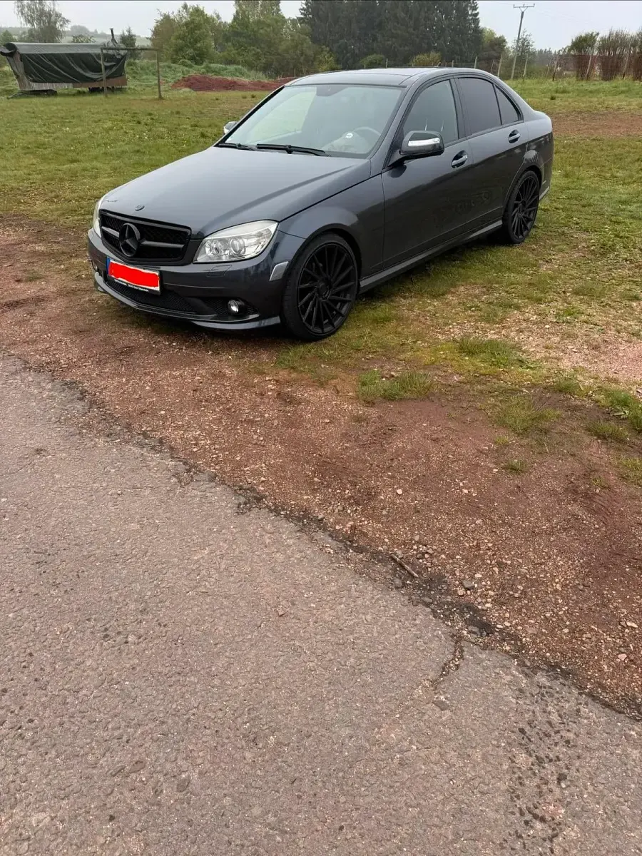 Gebraucht Mercedes C300 AMG 231 PS (169 kW) 2009 Schwarz Limousine