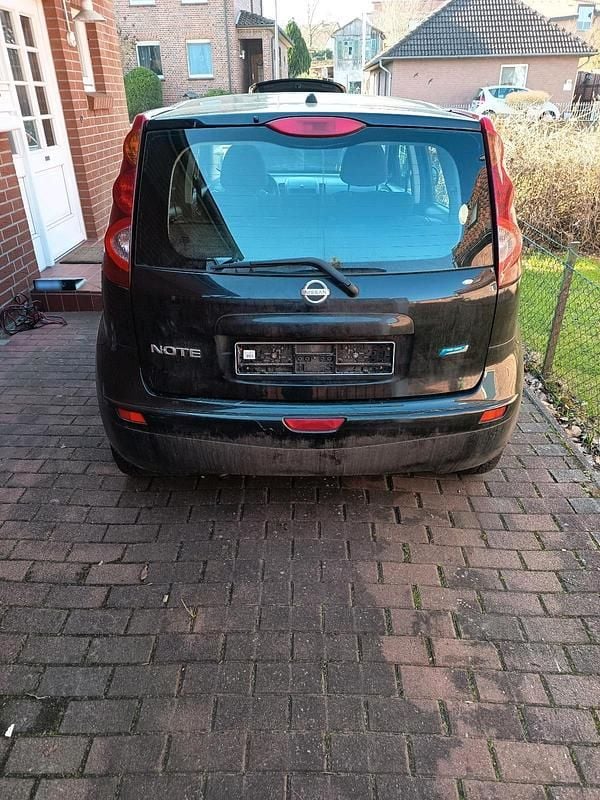 Gebraucht Nissan Note 88 PS (64 kW) 2009 Schwarz Kleinwagen