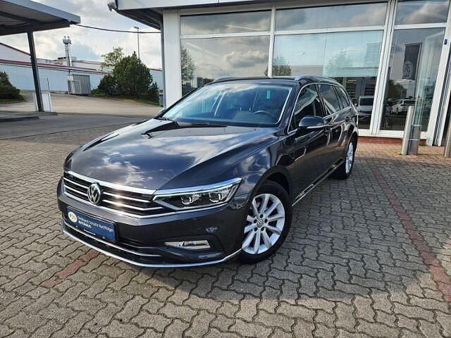 Gebraucht VW Passat Elegance 150 PS (110 kW) 2020 Grau Kombi