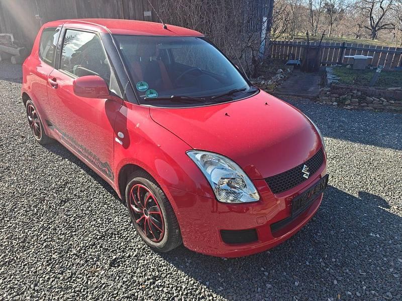 Gebraucht Suzuki Swift Comfort 92 PS (67 kW) 2008 Rot Kleinwagen
