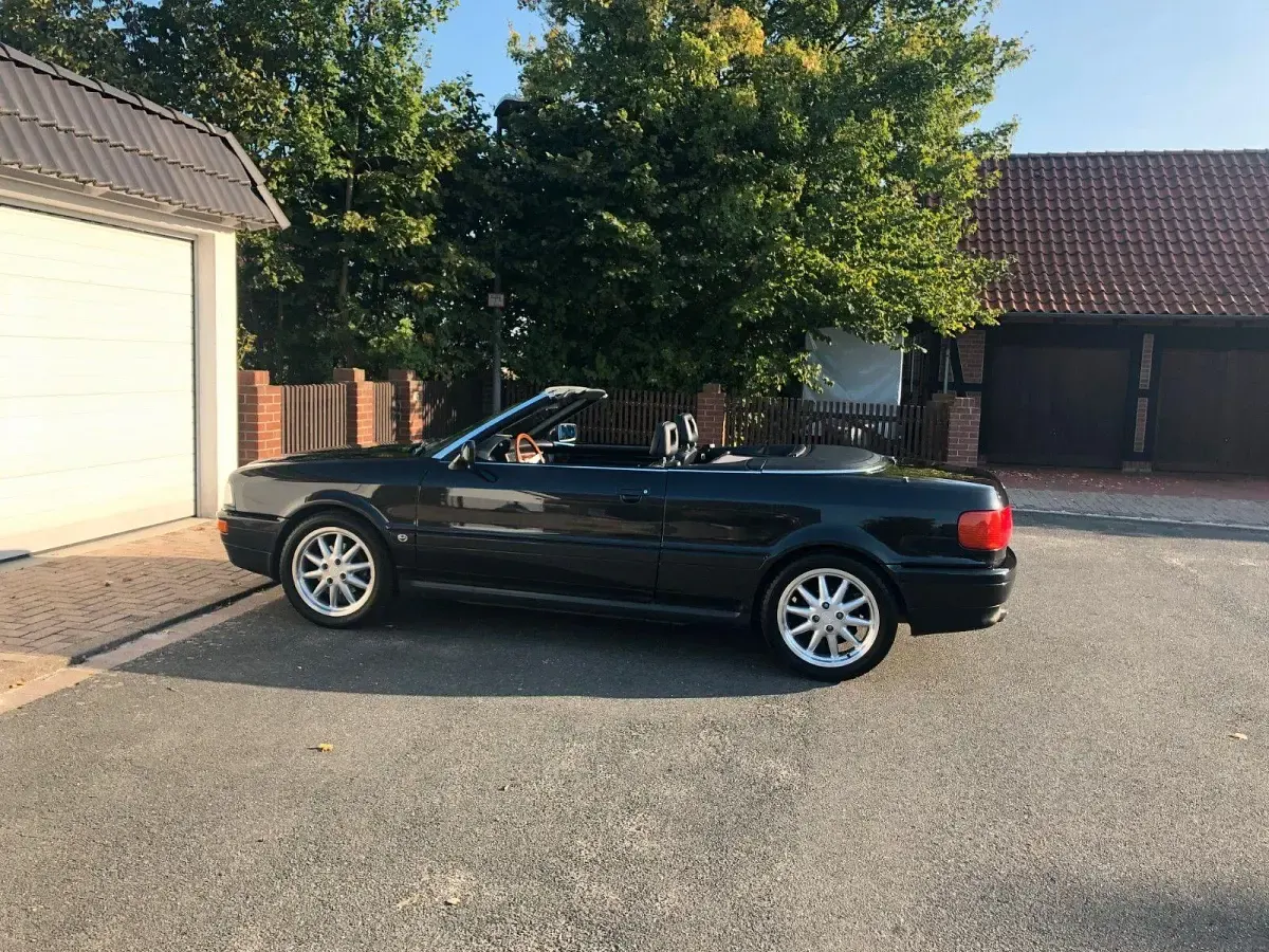 Gebraucht Audi Cabriolet 133 PS (97 kW) 1993 Schwarz Cabrio