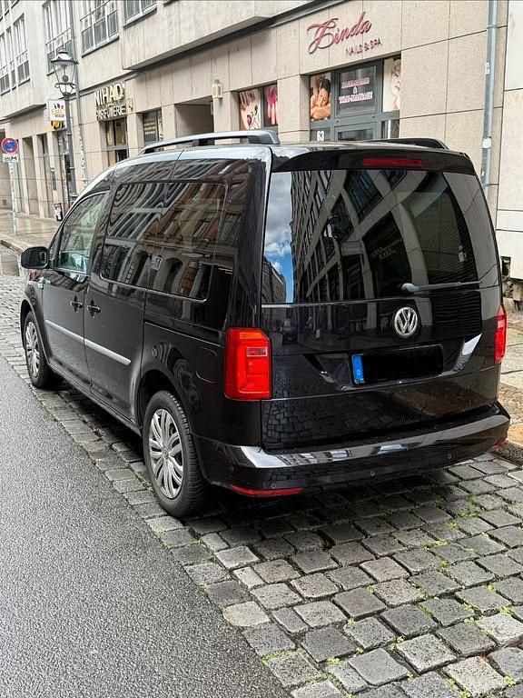 Schwarz Gebraucht 2017 VW Caddy Family Van / Kleinbus | 10.900 € (Superpreis) - Bild 1/4
