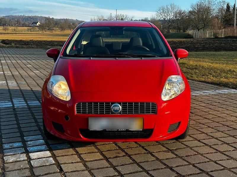 Gebraucht Fiat Punto 75 PS (55 kW) 2009 Rot Kleinwagen