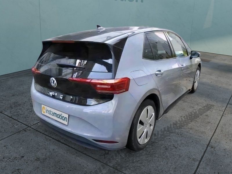 Grau Gebraucht 2021 VW ID.3 Pro Performance Kleinwagen | 21.380 € (Fairer Preis) - Bild 1/2