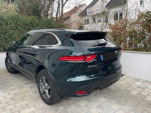 Gebraucht Jaguar F-Pace Prestige 179 PS (131 kW) 2017 Grün SUV