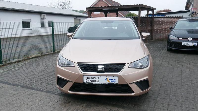 Gebraucht Seat Ibiza Style 75 PS (55 kW) 2018 Mystic magenta Kleinwagen