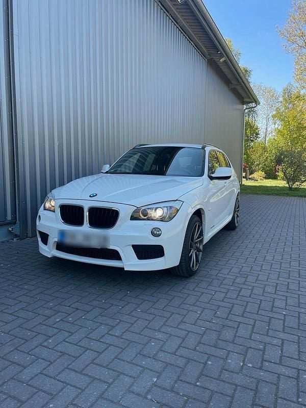 Weiß Gebraucht 2012 BMW X1 M Sport SUV | 7.500 € (Guter Preis) - Bild 1/4