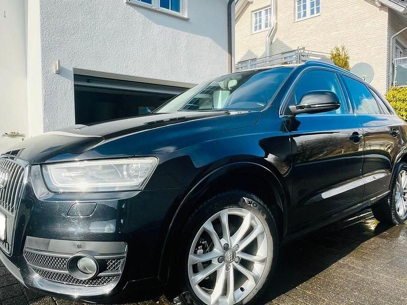 Gebraucht Audi Q3 Sport 177 PS (130 kW) 2012 Schwarz SUV