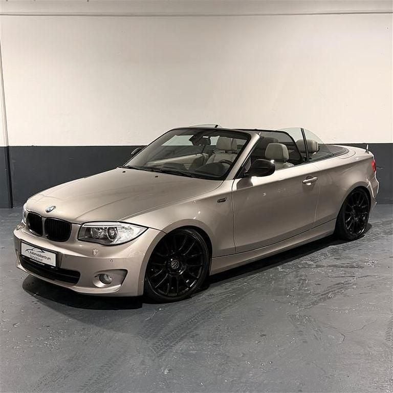 Gebraucht BMW 120 Cabriolet Advantage 177 PS (130 kW) 2011 Silber Cabrio