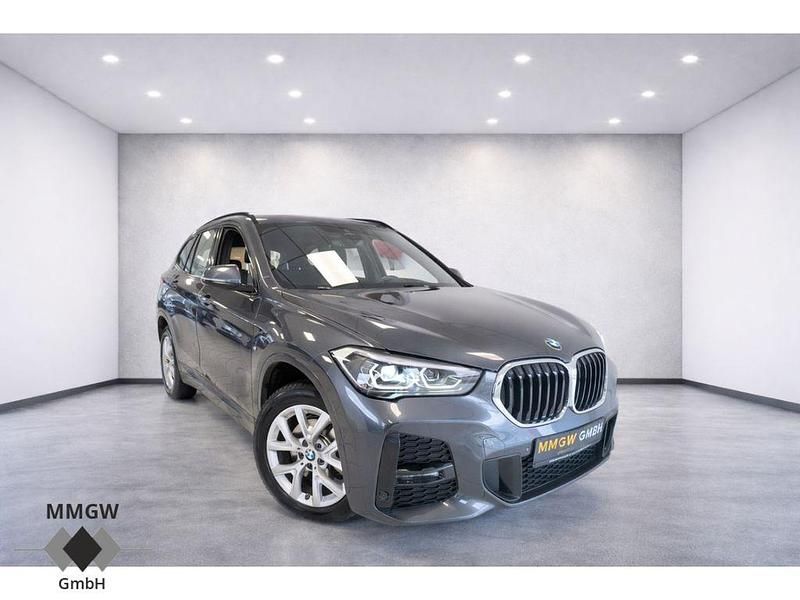 Gebraucht BMW X1 M Sport 136 PS (100 kW) 2021 Mineralgrau metallic SUV