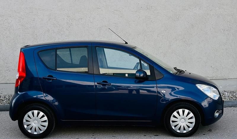 Gebraucht Opel Agila 80 PS (58 kW) 2010 Blau Kleinwagen