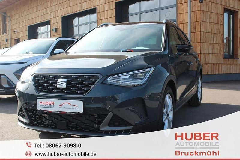 Blau Neu 2025 Seat Arona FR SUV | 23.970 € (Guter Preis) - Bild 1/4