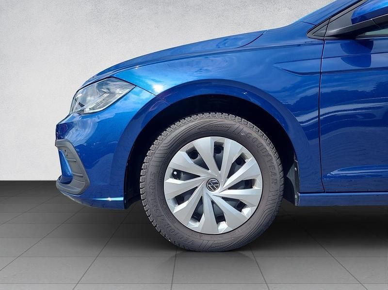 Gebraucht VW Polo Life 95 PS (69 kW) 2024 Blau Limousine