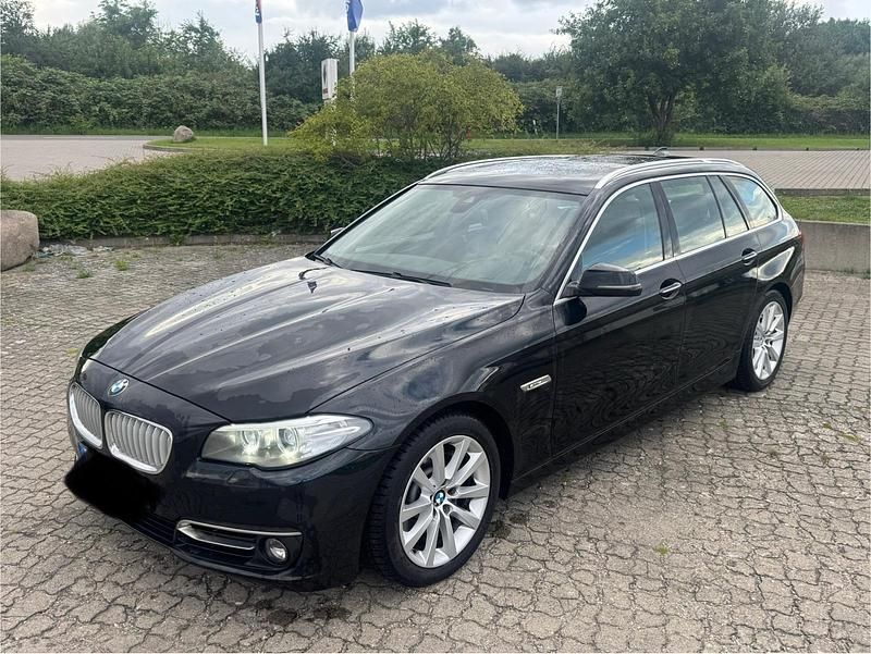 Schwarz Gebraucht 2013 BMW 530 Kombi | 7.499 € (Superpreis) - Bild 1/4