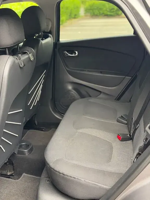 Gebraucht Renault Captur XMOD 120 PS (88 kW) 2015 Grau SUV