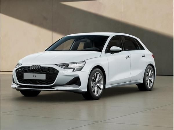 Weiß (gletscherweiss) Gebraucht 2025 Audi A3 Sportback Advanced Limousine | 30.210 € (Superpreis) - Bild 1/4