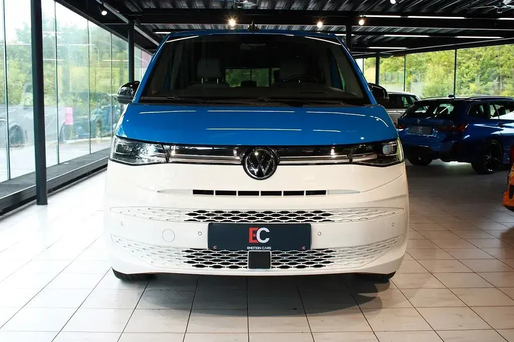 Gebraucht VW Multivan Style 150 PS (110 kW) 2023 Blau Van / Kleinbus