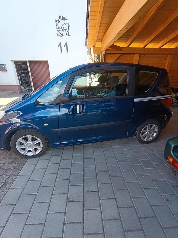 Gebraucht Peugeot 1007 74 PS (54 kW) 2005 Blau Van / Kleinbus