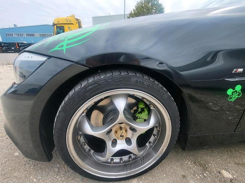 Gebraucht BMW 320 210 PS (154 kW) 2008 Schwarz Kombi