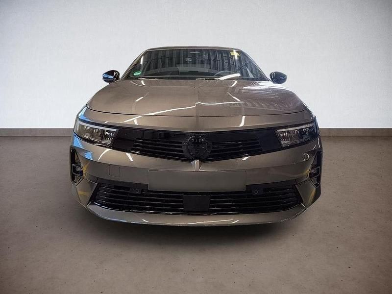 Gebraucht Opel Astra 131 PS (96 kW) 2024 Grau Kombi