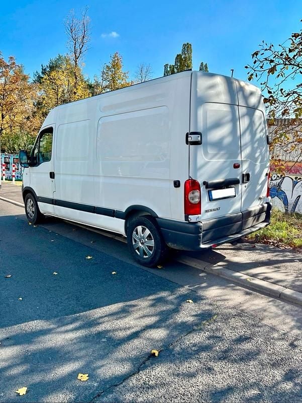 Usado Renault Master 120 HP (88 kW) 2010 Branco Monovolume