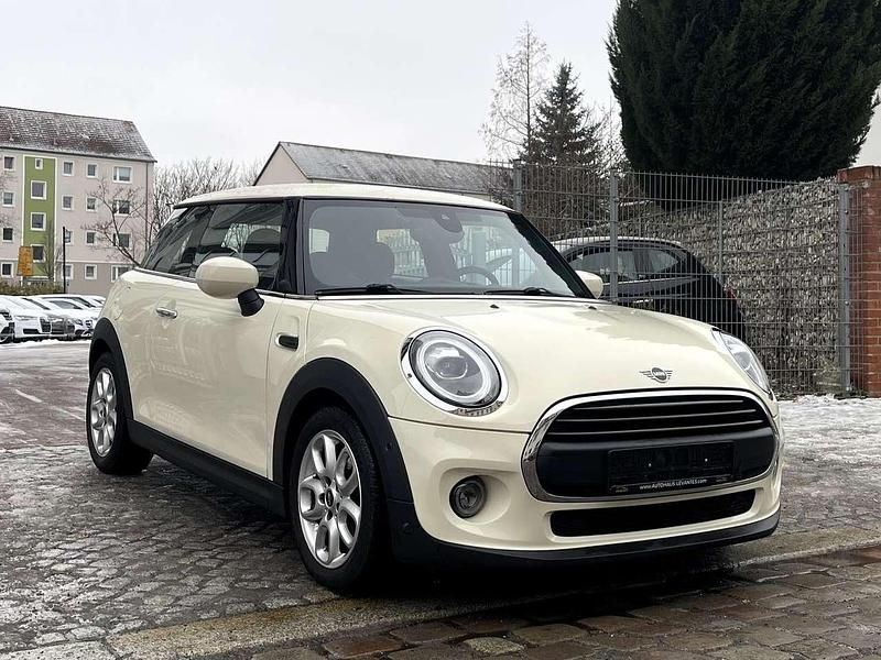 Gebraucht Mini ONE Chili 102 PS (75 kW) 2020 Pepper white Kleinwagen