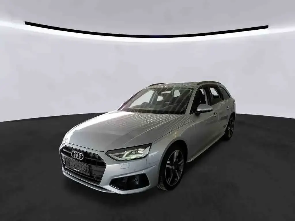 Gebraucht Audi A4 Advanced Plus 204 PS (150 kW) 2023 Silber Kombi