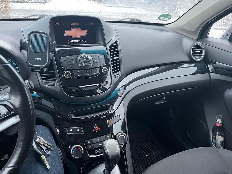 Gebraucht Chevrolet Orlando 163 PS (119 kW) 2011 Van / Kleinbus