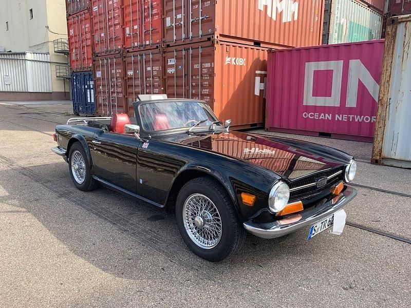 Schwarz Gebraucht 1970 Triumph TR6 Cabrio | 24.500 € - Bild 1/4