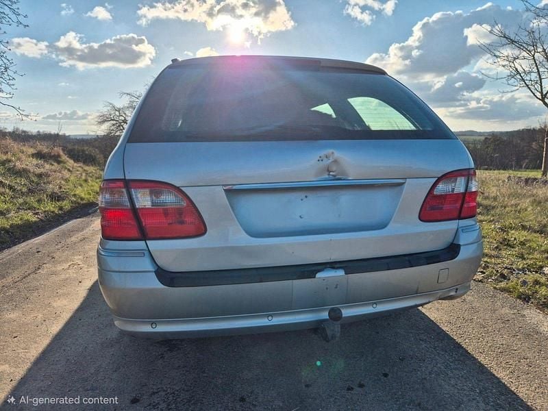 Gebraucht Mercedes E200 Elegance 163 PS (119 kW) 2006 Silber Kombi