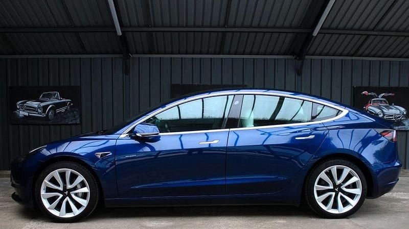 Usado Tesla Model 3 324 kW (441 CV) 2019 Azul Berlina