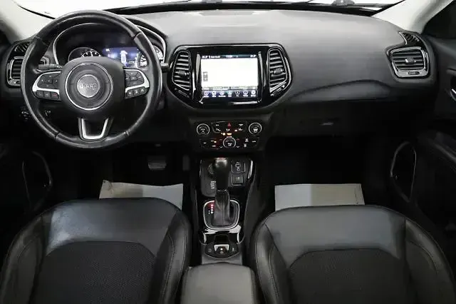 Gebraucht Jeep Compass Limited 170 PS (125 kW) 2020 Schwarz SUV