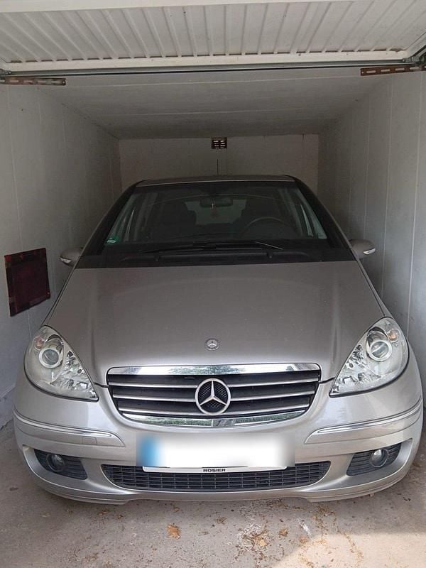 Grau Gebraucht 2008 Mercedes A150 Avantgarde Van / Kleinbus | 4.200 € (Fairer Preis) - Bild 1/1