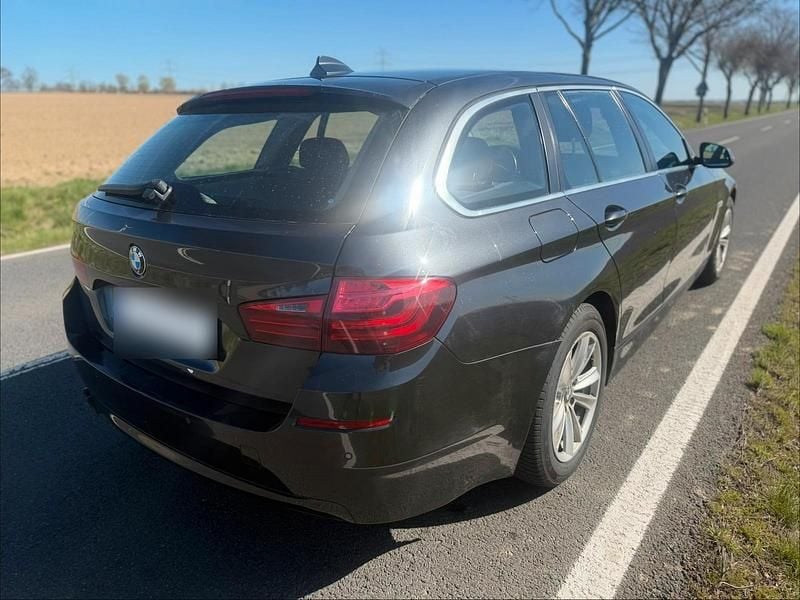 Second-hand BMW 218 Efficient Dynamics 218 CP (160 kW) 2015 Negru Break